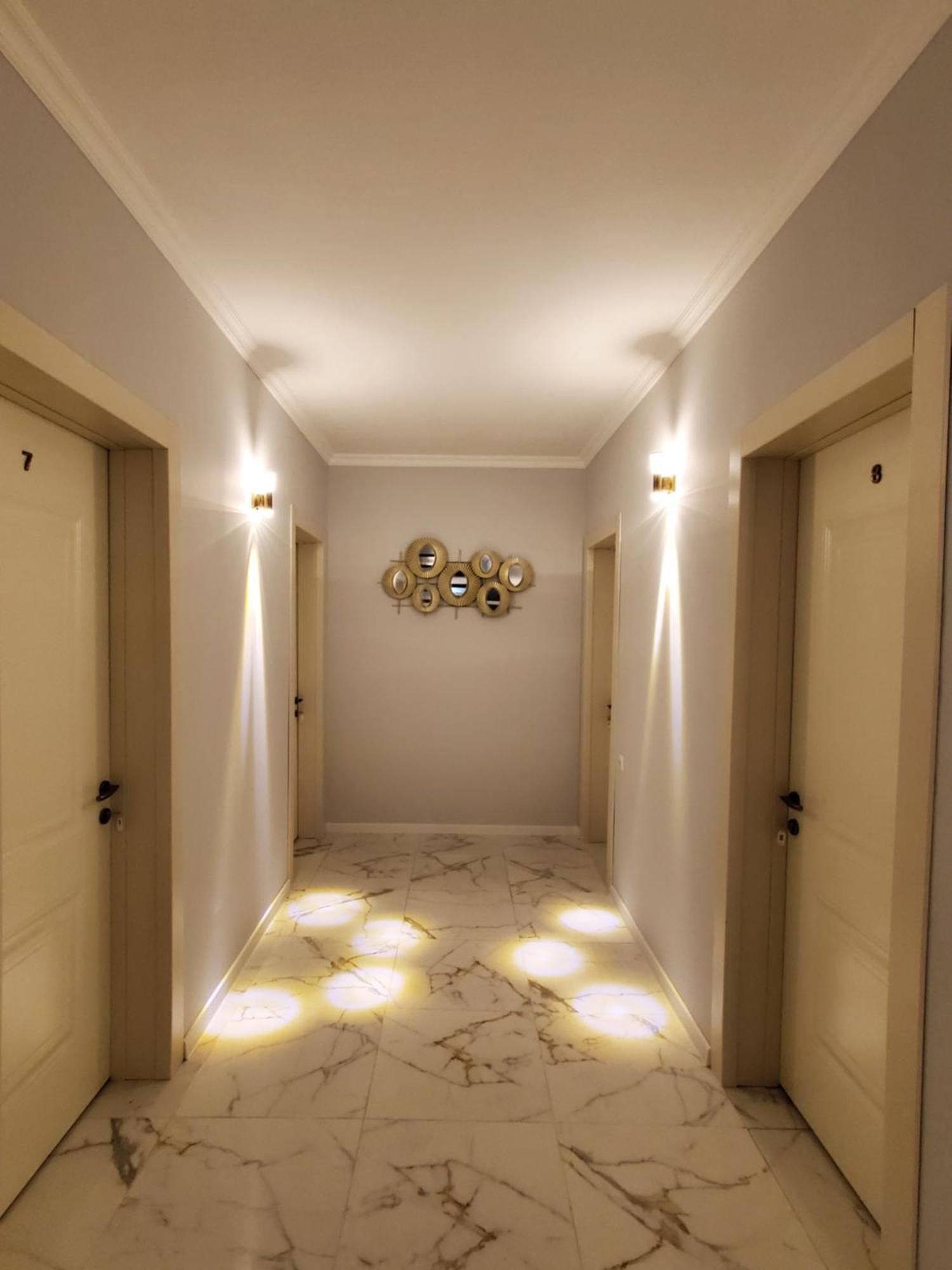 Maka Hotel Уреки Екстериор снимка